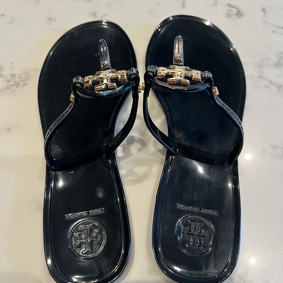 Tory Burch
Mini Miller Jelly Thong Sandal - Picture 5 of 7